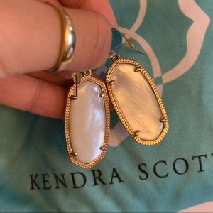 Kendra Scott Elle earrings